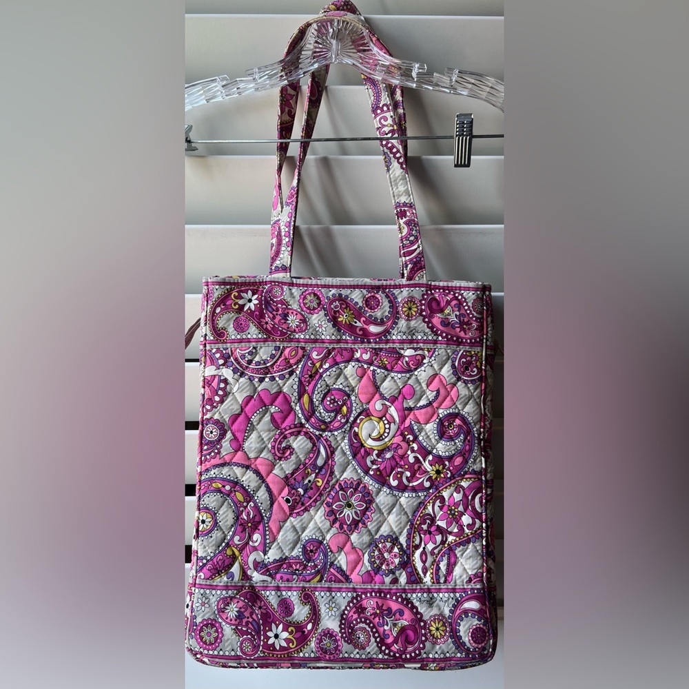 VERA BRADLEY -  Purple and Pink Paisley Tote - Laptop Section - Picture 15 of 15